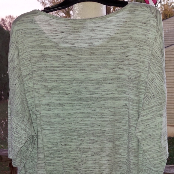 Lularoe Heather Gray Mint Green Top Shirt size Medium - Picture 6 of 7